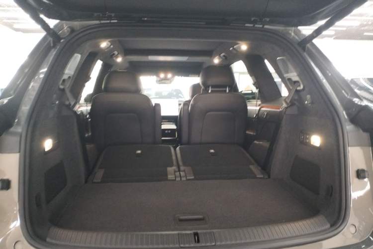 Used ONVO Luxeed L90 2025 Model—Max Six-Seater Version Trunk