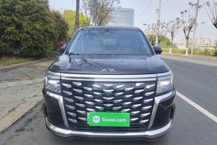 Used JAC Refine RF8 PHEV 2024 Zhiling Edition 1.5T 150KM Flagship Model – Lithium Iron Phosphate Front