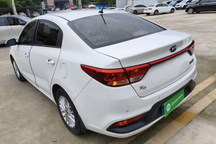 Used Kia K2 2017 Sedan 1.4L Manual Transmission GLS Exterior 2