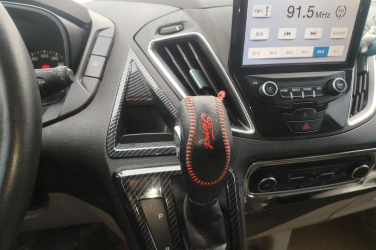 Used Ford Tourneo Custom 2017 2.0T Automatic Elite Version
