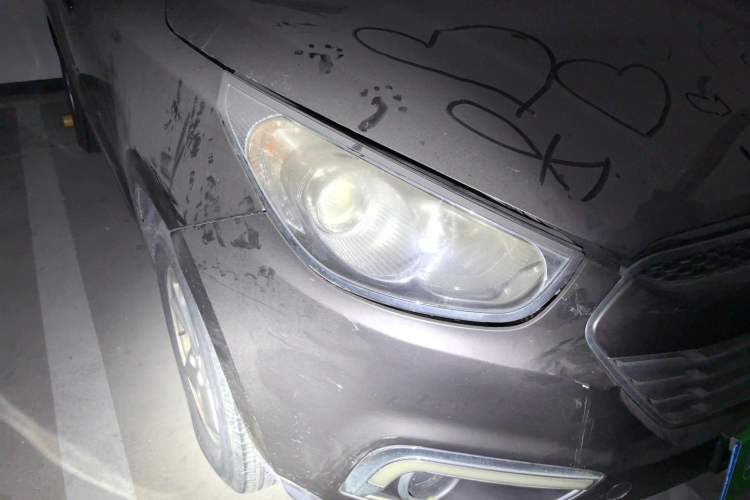 Used Hyundai ix35 2012 2.0L Automatic Two-Wheel Drive New Edition GL Right Front Headlight