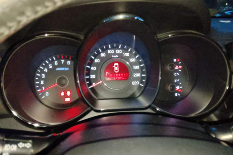 Used Kia K2 2012 Sedan 1.6L Automatic Transmission Premium Commemorative Edition Instrument Cluster