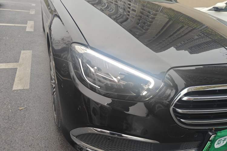 Used Mercedes-Benz E-Class New Energy 2022 E 350 e L Plug-in Hybrid Sedan Right Front Headlight