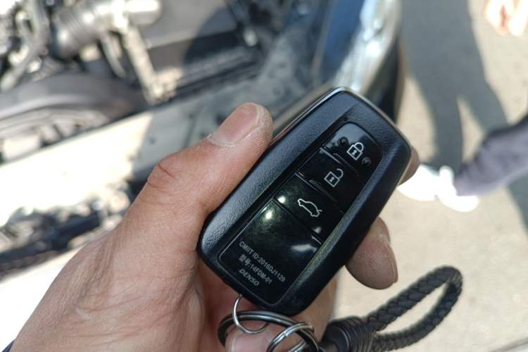 Used Toyota Camry 2019 Revised Version 2.0G Luxury Edition
