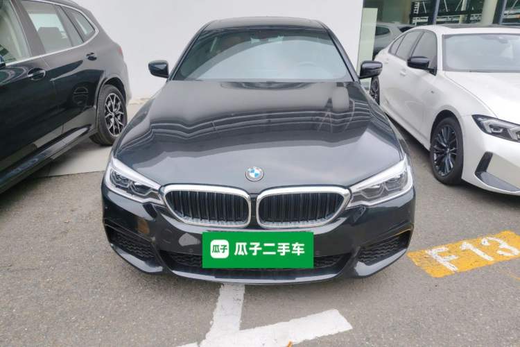 Used BMW 5 Series 2019 Facelifted 530Li Leading Edition M Sport Package
