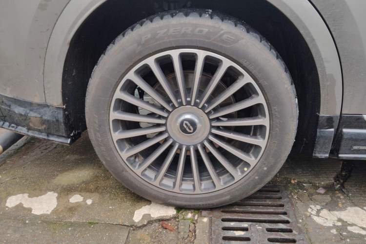 Used Hima AITO M8 2025 Model, Pure Electric Max+ Six-Seat Long-Range Version