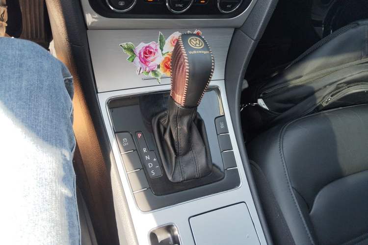 Used Volkswagen Passat 2014 1.4TSI DSG Prestige Edition Gear Lever