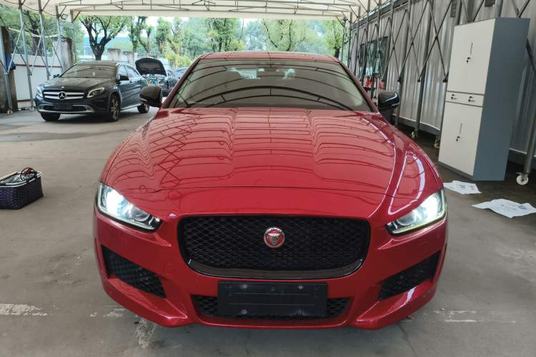 Used Jaguar XE 2019 2.0T 300 PS All-Wheel-Drive Landmark Edition
