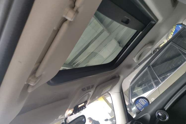 Used MINI 2016 1.2T ONE Pioneer Edition Headliner