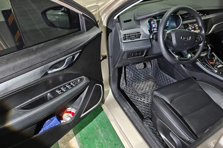 Used Geely Auto Emgrand 2021 UP 1.5L CVT Luxury Model Driver Seat