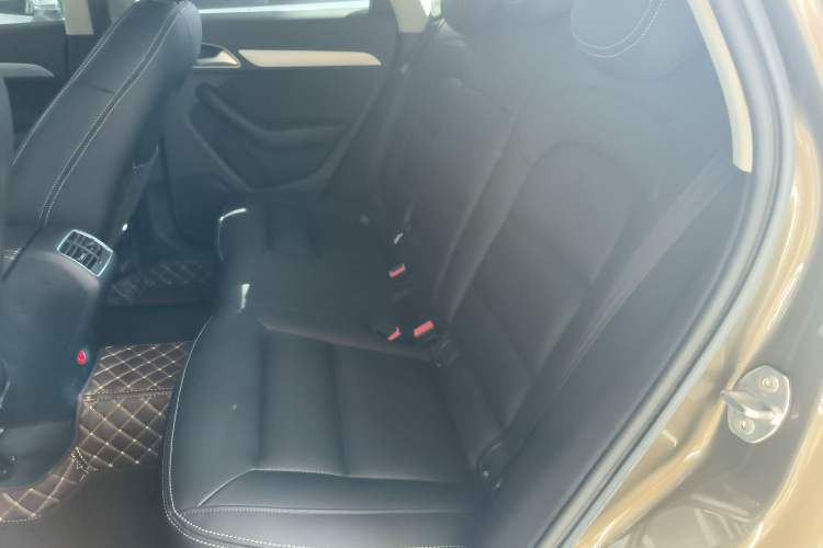 Used Audi Q3 2018 30th Anniversary Edition 30 TFSI Standard Model Left Rear Seat