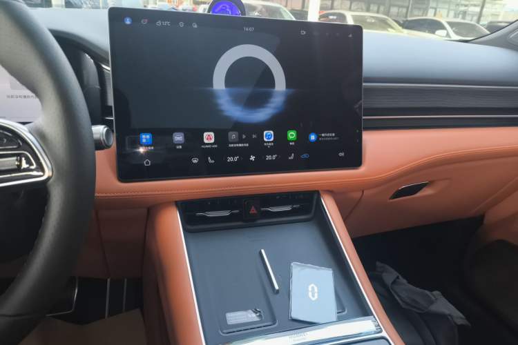 Used Hima AITO M5 2025 Extended-Range Ultra Rear-Wheel-Drive Version Audio And AC Panel