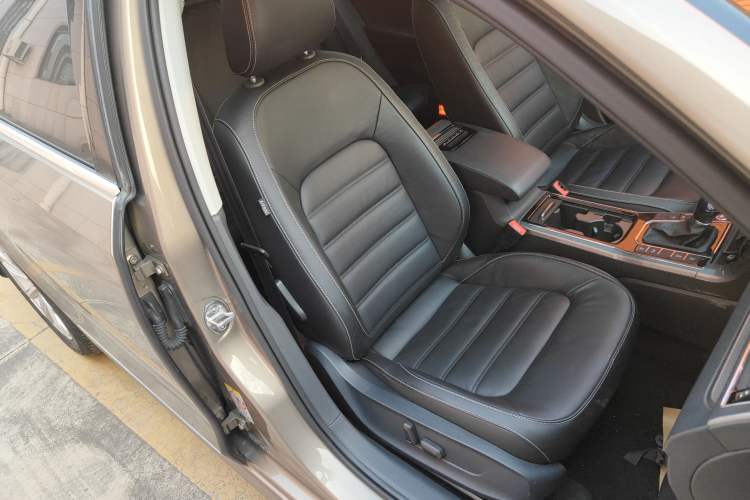 Used Volkswagen Passat 2017 280TSI DSG Luxury Edition