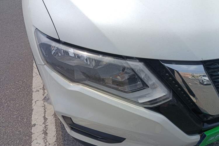 Used Nissan X-Trail 2020 2.0L XL ITS CVT 2WD SmartConnect Comfort Edition Right Front Headlight