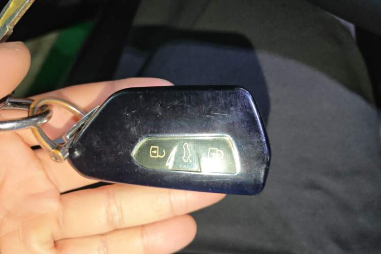 Used Volkswagen ID.4 CROZZ 2021 Long-Range PRO Two-Wheel Drive Version Vehicle Key