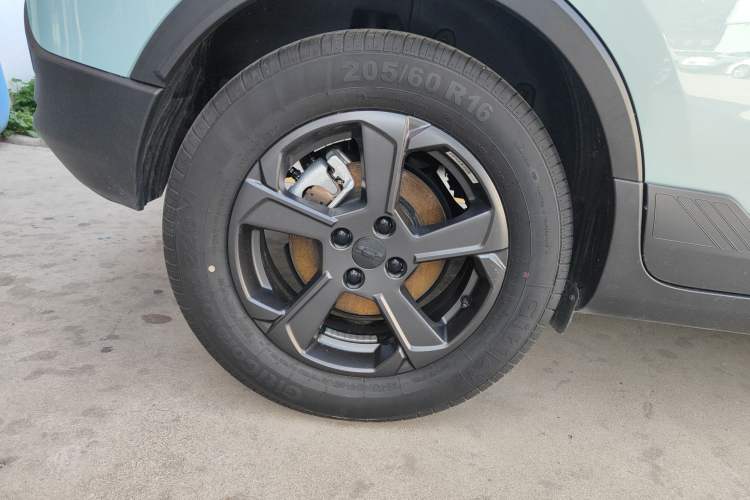 Used Geometry E Firefly 2023 401KM Linglong Tiger 5-Seater Right Rear Wheel Hub