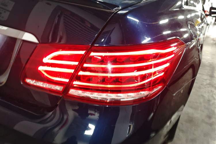 Used Mercedes-Benz E-Class 2016 E 200 Coupe Dynamic Edition Right Rear Taillight