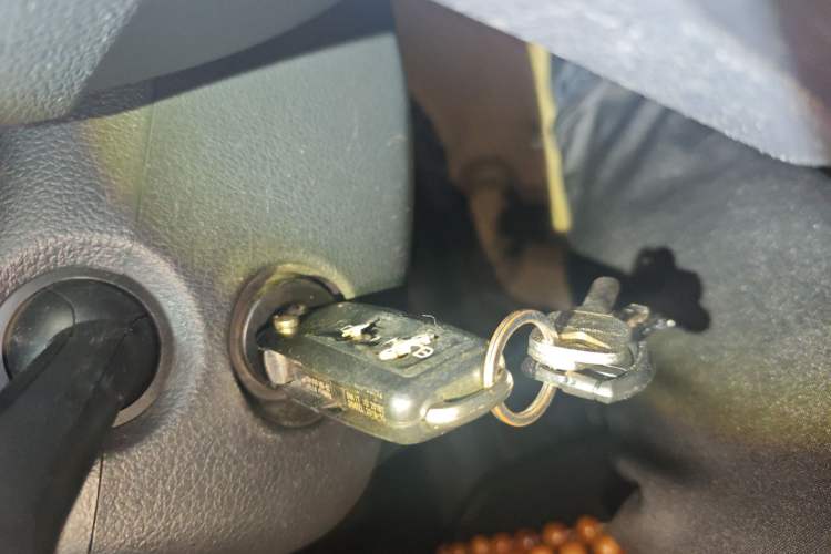 Used Volkswagen Santana 2013 1.6L Automatic Luxury Edition Vehicle Key