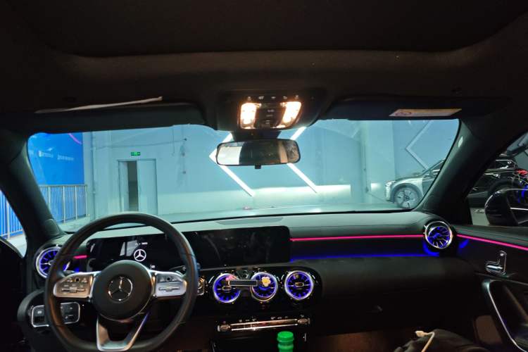 Used Mercedes-Benz A-Class 2021 A 200 L Sport Sedan Fashion Model
