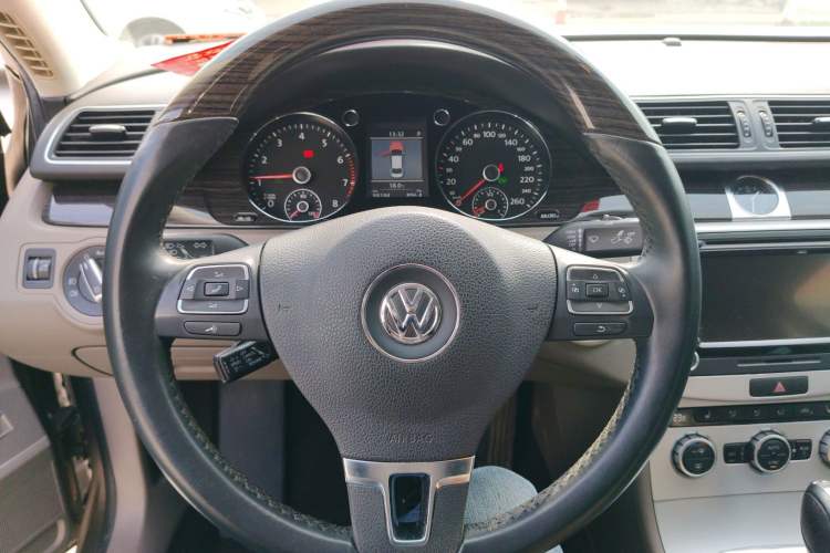 Used Volkswagen Magotan 2013 2.0 TSI Ultimate Model