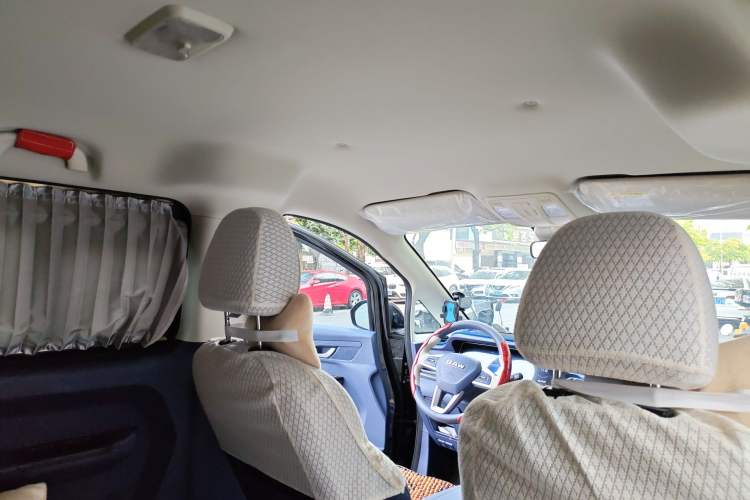 Used BAW Ruisheng Ace M7 2025 2.0L Automatic Long Wheelbase Flagship Version 7 Seats Headliner