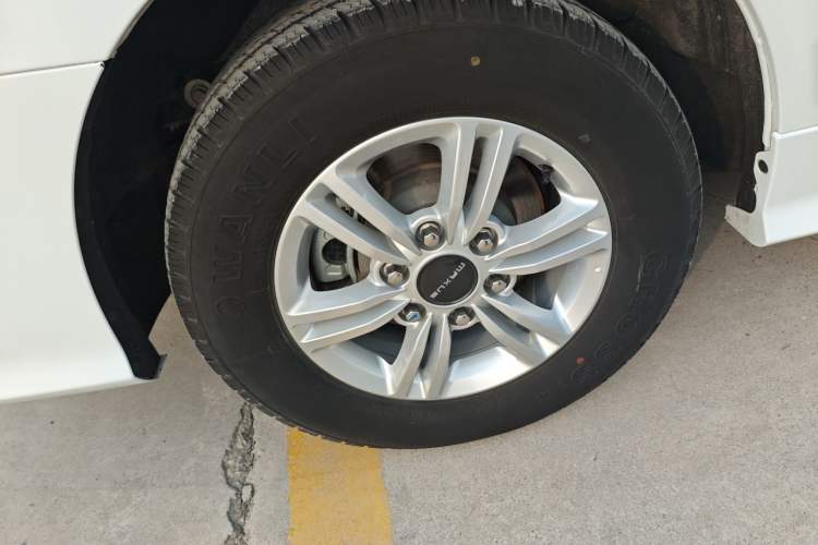 Used SAIC MAXUS G20 2023 ES 2.0T Gasoline Automatic Value Edition