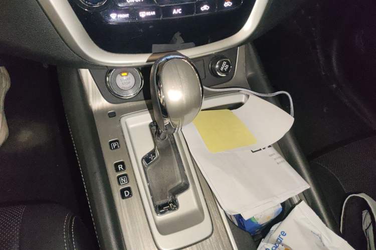 Used Nissan Murano 2021 2.5L XL Two-Wheel Drive Smart Connect Luxury Edition
