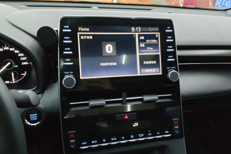 Used Toyota Avalon 2021 2.5L Luxury Edition Audio And AC Panel