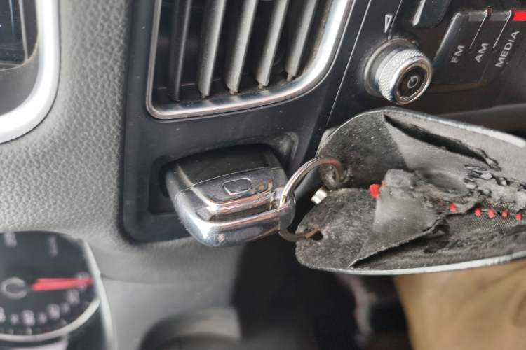 Used Audi Q5 2017 Plus 40 TFSI Ambition Model