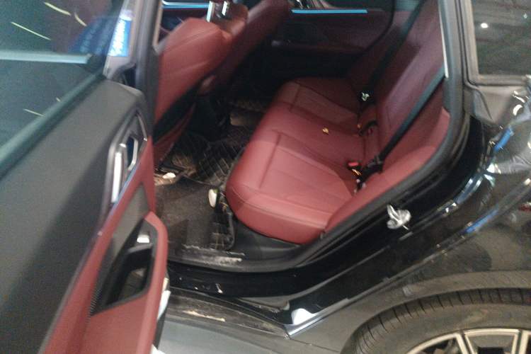 Used BMW i4 2023 eDrive35
