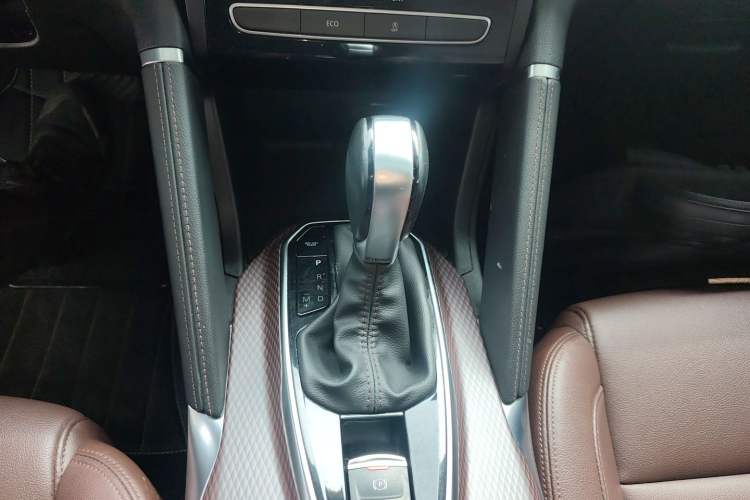 Used Renault Koleos 2018 2.0L Two-Wheel Drive 120th Anniversary Limited Edition
