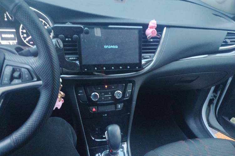 Used Buick Encore 2017 18T Automatic Two-Wheel Drive Urban Leading Model Audio And AC Panel