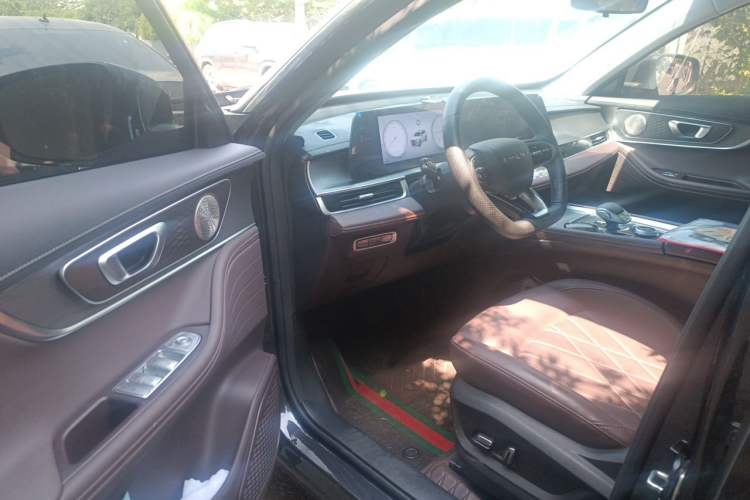 Used Chery Tiggo 8 PLUS 2024 Champion Edition 290TGDI DCT Deluxe Version 5-Seater
