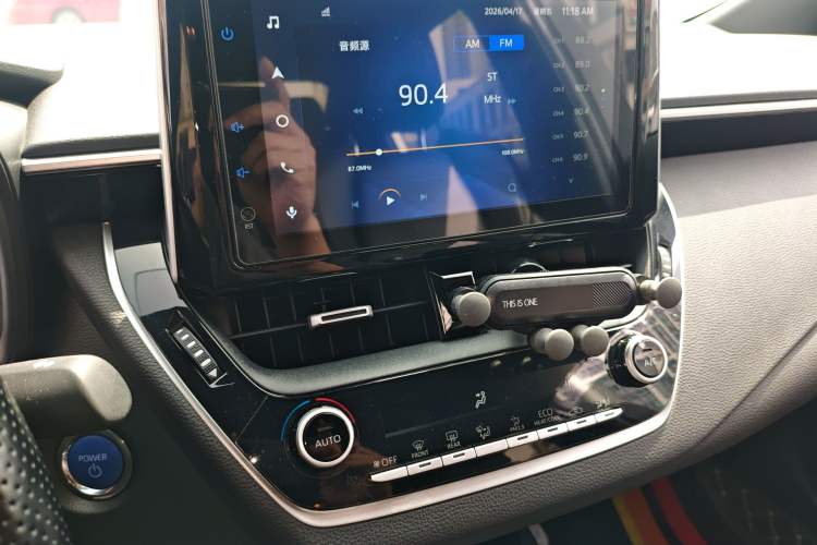 Used Toyota Levin 2021 Dual-Engine 1.8H E-CVT Luxury Edition Audio And AC Panel