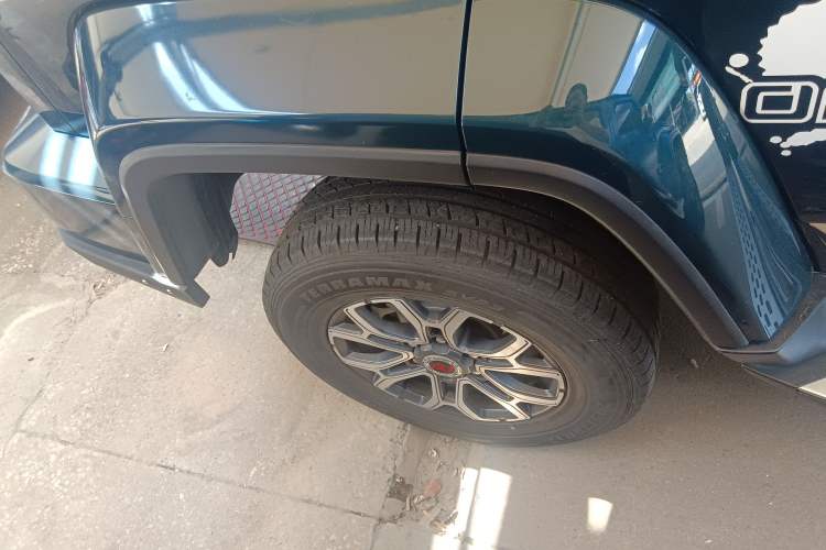 Used BAIC Off-Road BJ40 2019 2.0T Automatic Four-Wheel Drive Urban Hunter Edition Premium Model China V Emission Standard