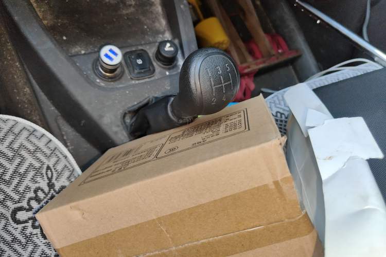 Used Wuling Hongguang 2020 1.2L S Base Model China VI LSI Gear Lever