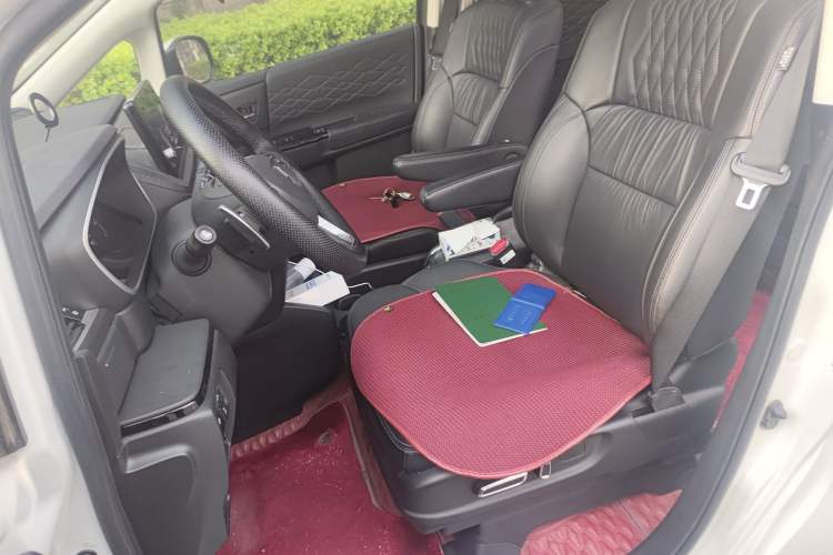 Used Honda Elysion 2022 2.0L eHEV Luxury First Edition
