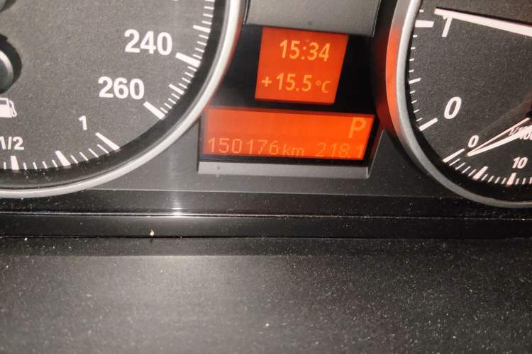 Used BMW X1 2015 sDrive18i Leading Edition