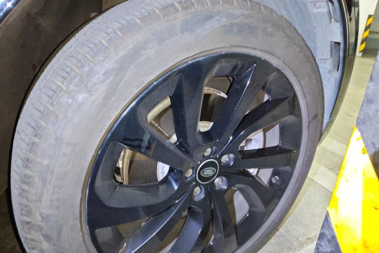 Used Land Rover Discovery Sport 2022 Revised Version 249 PS R-Dynamic S Performance Edition 5 Seats
