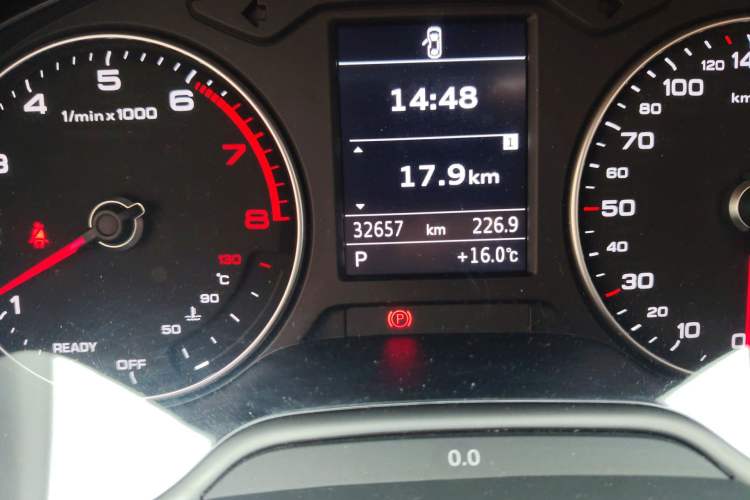 Used Audi A3 2020 Limousine 35 TFSI Ambition China VI Odometer Close Up