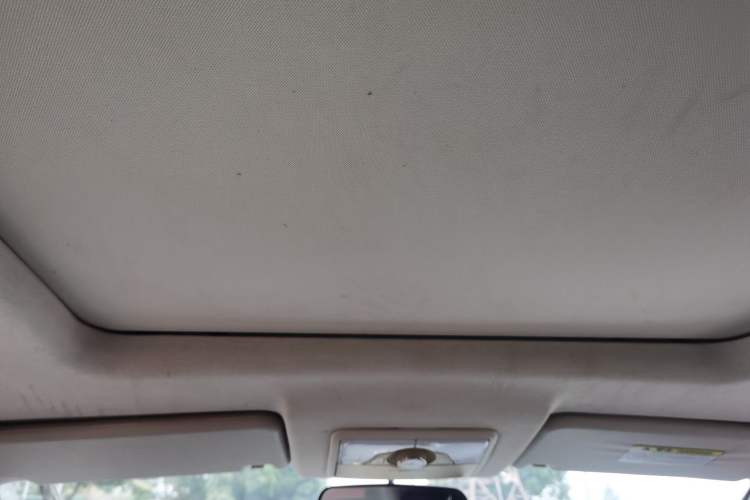 Used HYOSOW H3 2016 H3F 1.5L Manual Prestige Edition Headliner