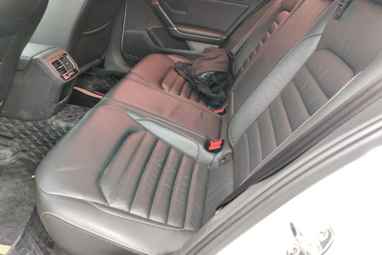 Used Volkswagen Lamando 2018 280TSI DSG Comfort Edition Left Rear Seat