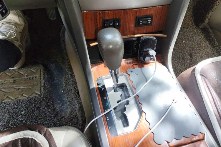 Used Toyota Camry 2010 200G Classic Edition
