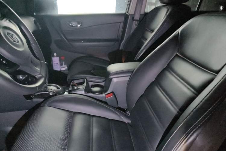 Used Renault Koleos 2016 2.0L Two-Wheel-Drive Comfort Edition with BOSE System
