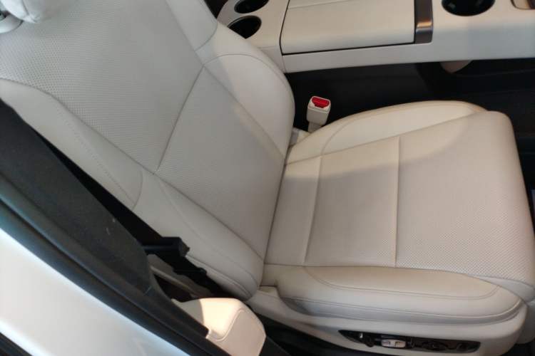 Used Li Auto MEGA 2025 Ultra Smart Refreshed Edition