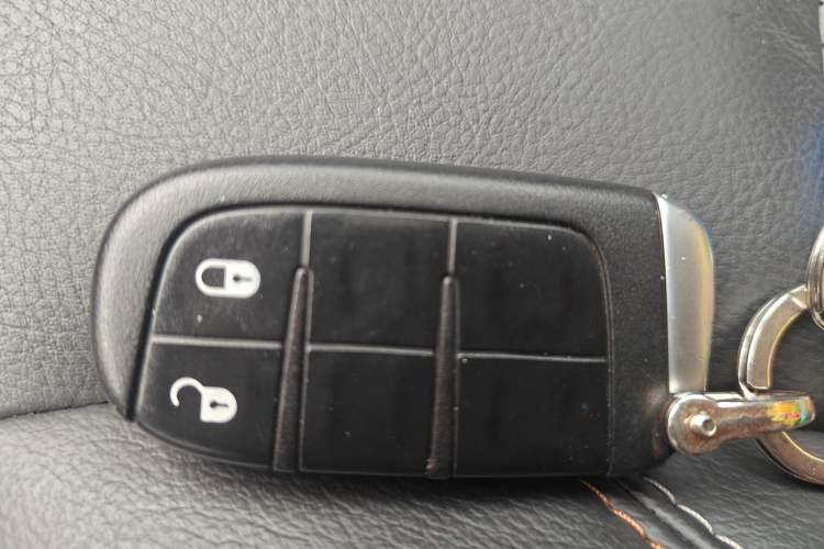 Used Jeep Compass 2017 200T Automatic Family Edition
