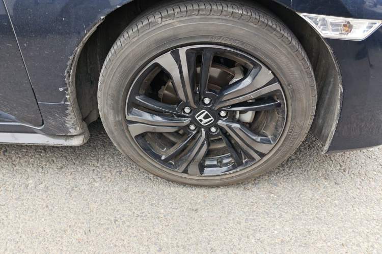 Used Honda Civic 2019 220TURBO CVT Dynamic Edition China VI Emission Standard Exterior 1