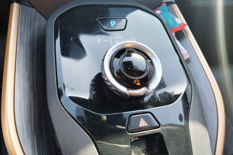 Used Toyota bZ3 2023 616 km Long-Range Premium
