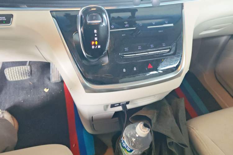 Used Buick GL8 2023 Land Executive Class Smart Enjoyment Model