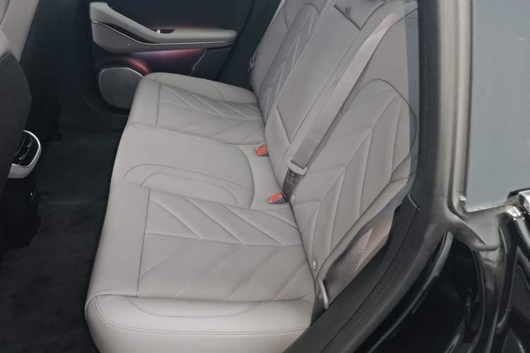 Used Nio ET5T 2025 75 kWh Touring